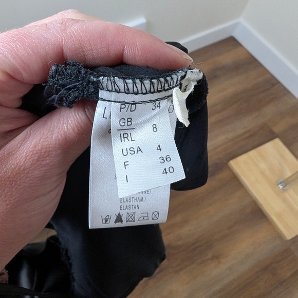 Luisa Cerano Silk Camisole Lace Sleeveless Trim Lightweight Loose Lingerie - Picture 2 of 8